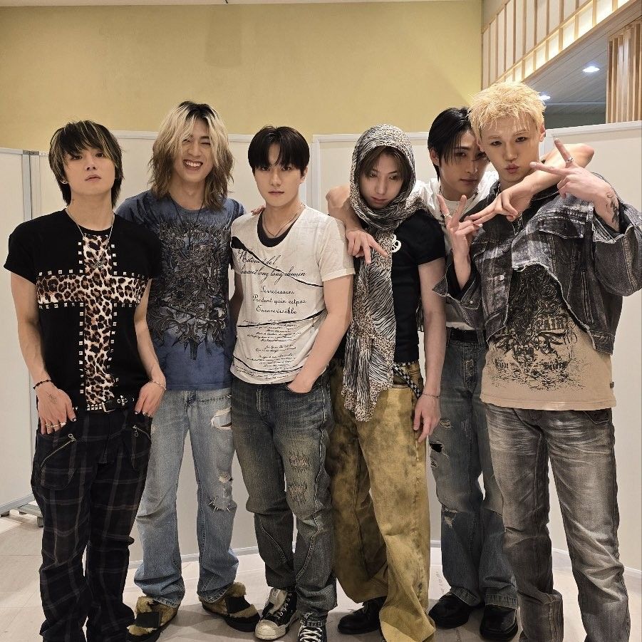 A moment captured by JUST B's fan