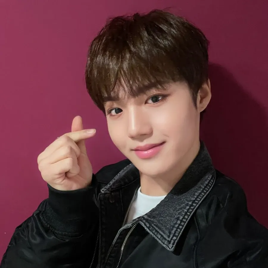 Behind-the-scenes cut of Doyoung (TREASURE)