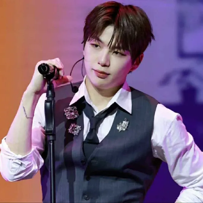 강다니엘의 최신 사진