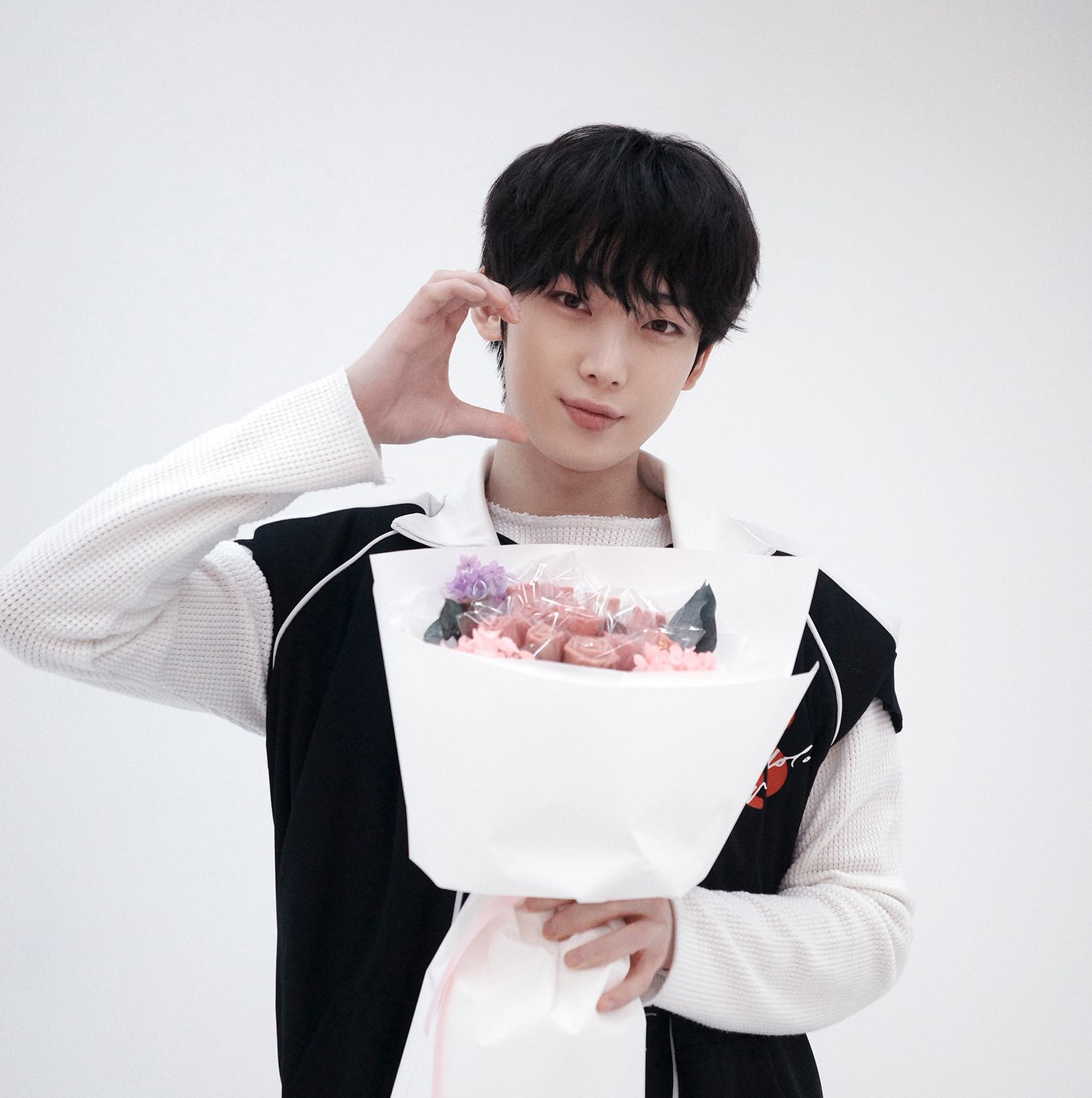 善禹 (ENHYPEN)的最新照片