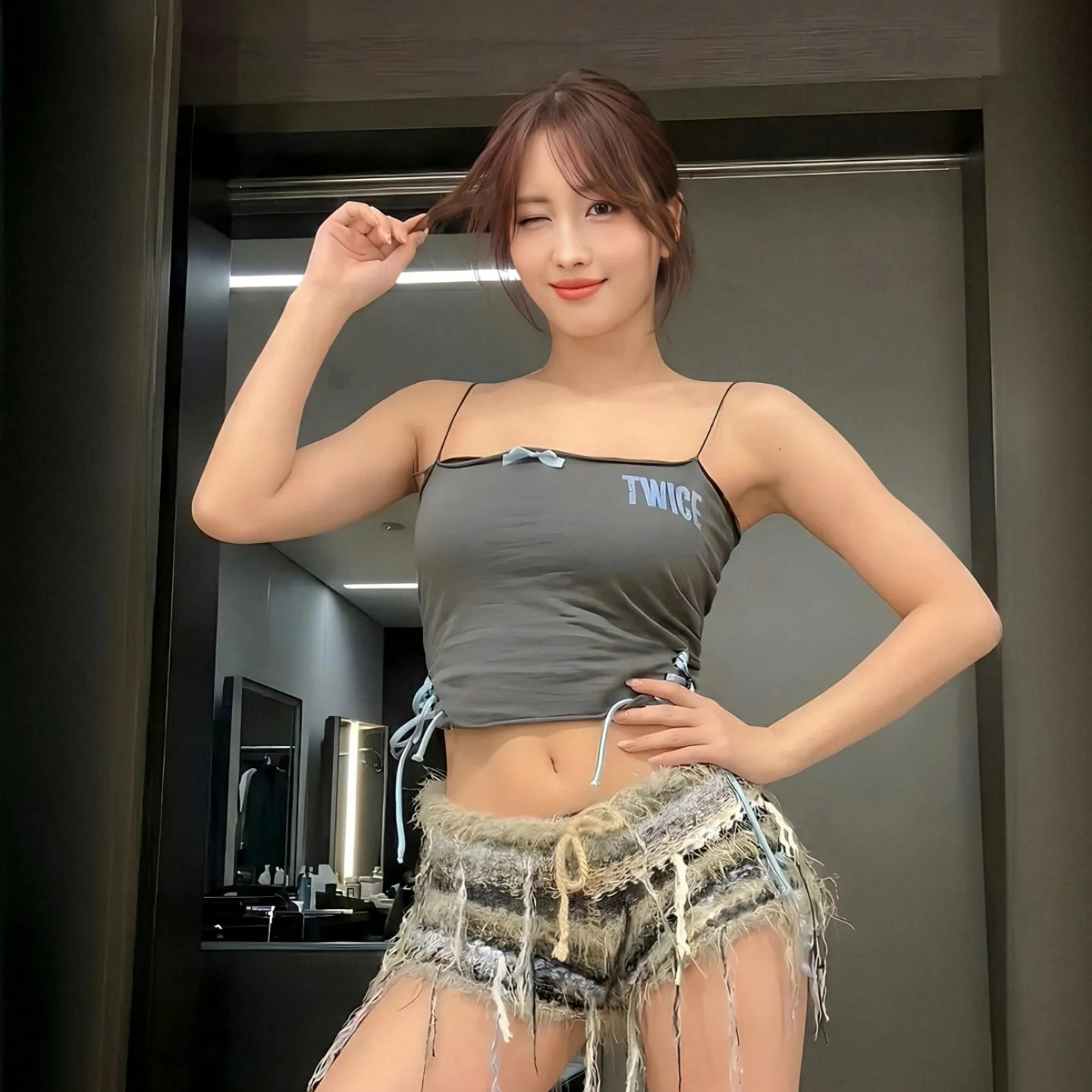 Behind-the-scenes cut of Momo (TWICE)