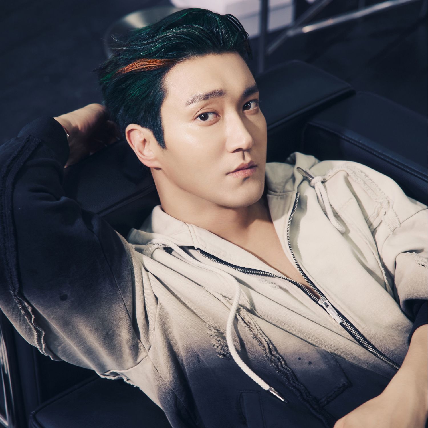 A moment captured by Siwon (Super Junior)'s fan