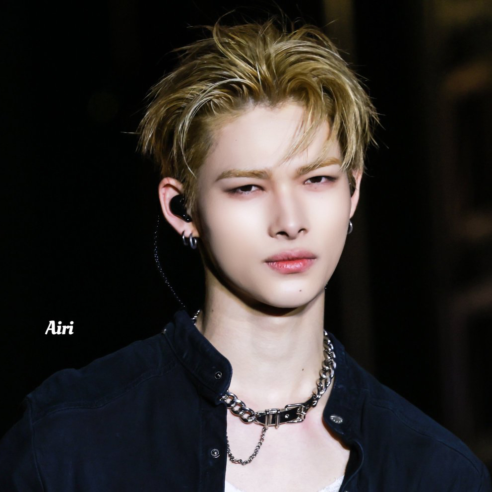 Foto terbaru NI-KI (ENHYPEN)