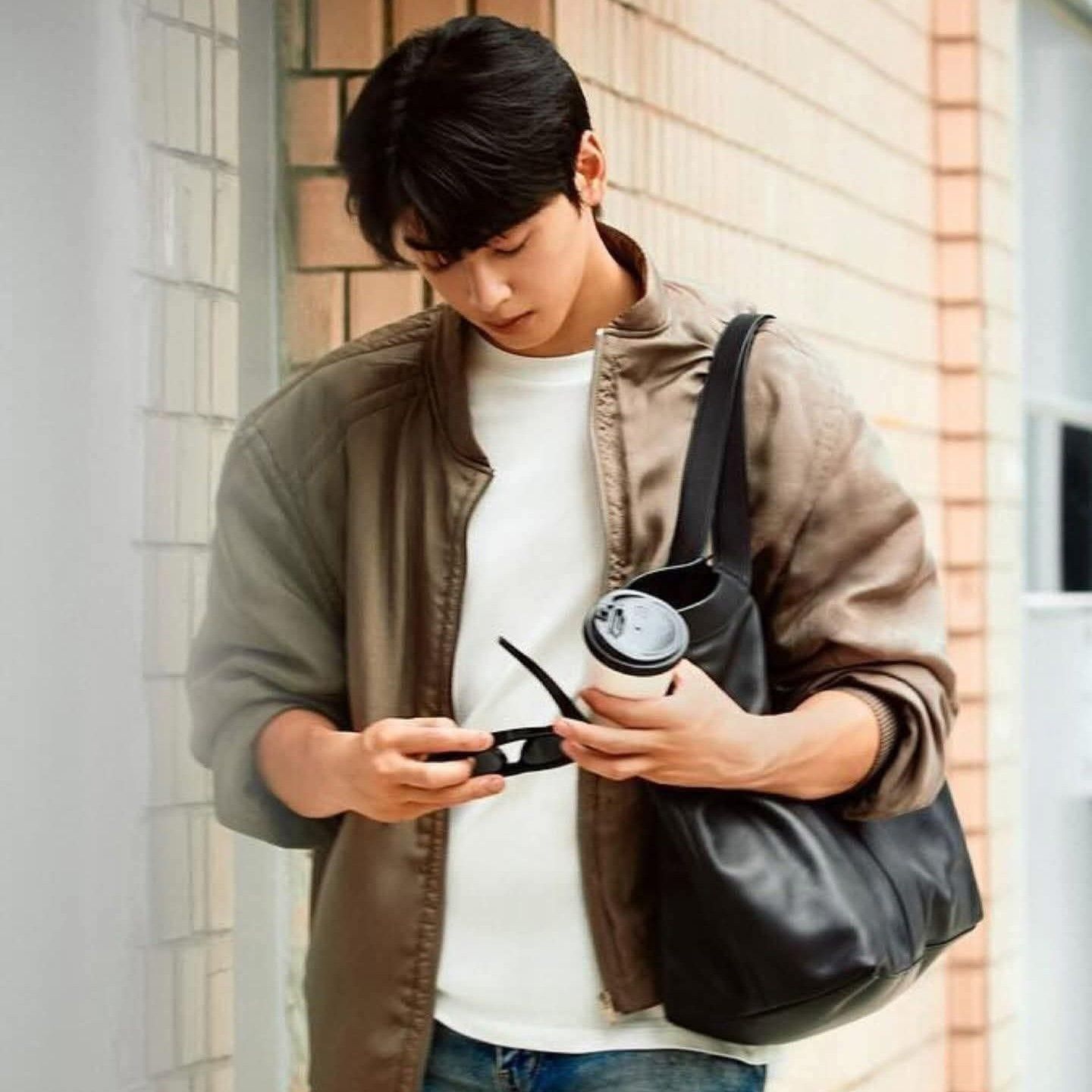 Behind-the-scenes cut of Eunwoo (ASTRO)