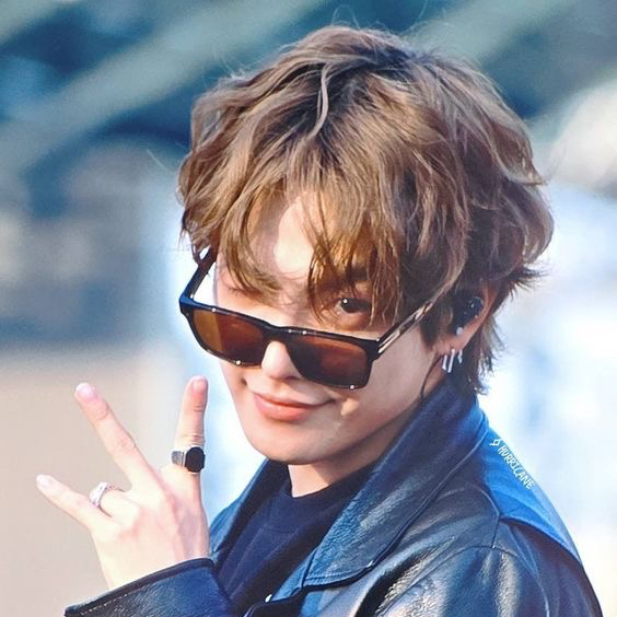 Recent activity shot of Hongjoong (ATEEZ)