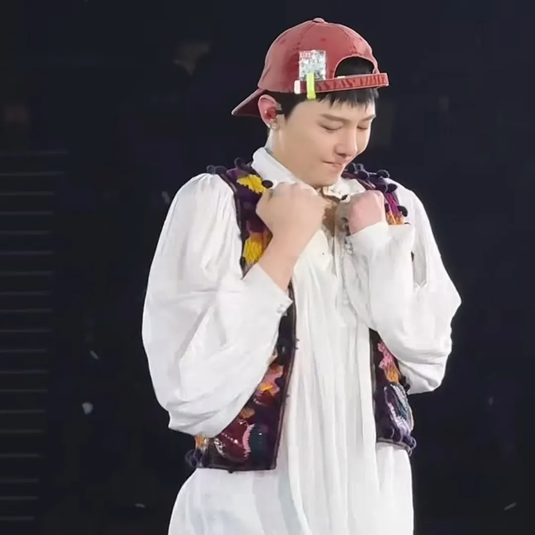 Latest photo of G-DRAGON (BIGBANG)