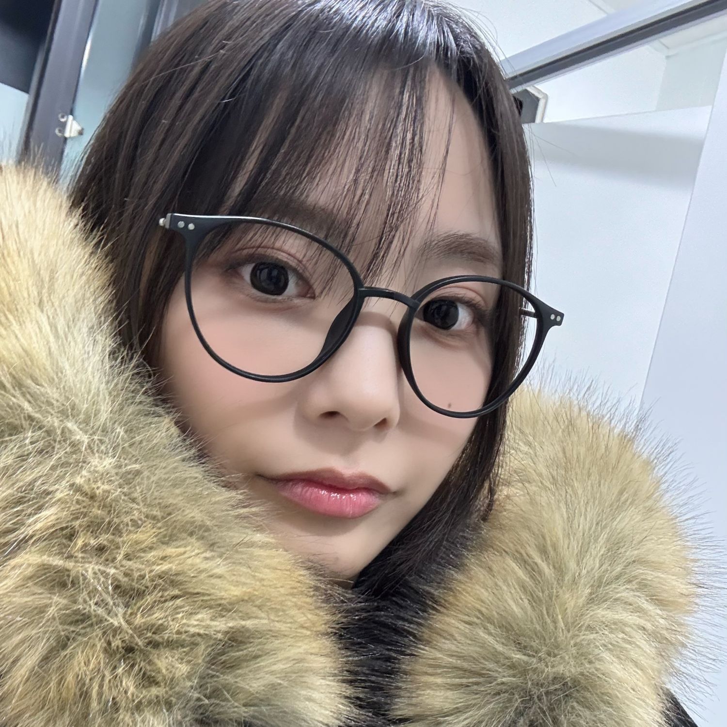 Recent activity shot of Siyeon (QWER)