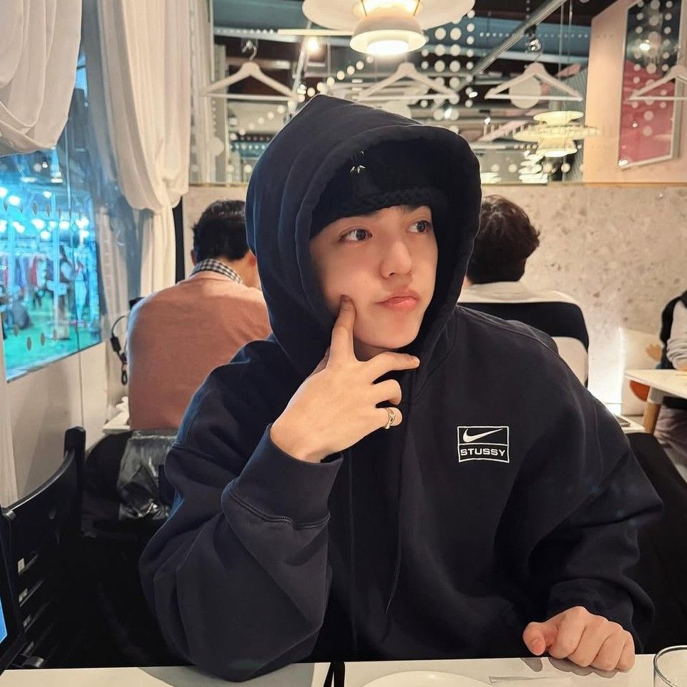 Recent activity shot of S.Coups (SEVENTEEN)