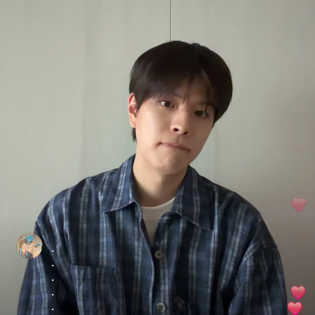 Recent activity shot of Seungmin (Stray Kids)
