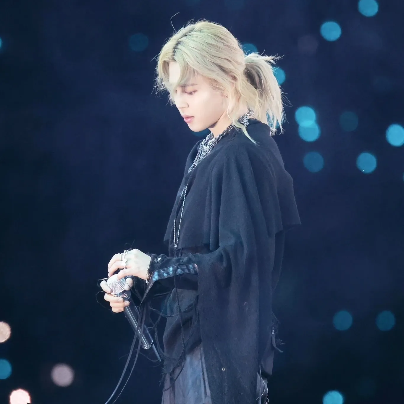 Momen yang diabadikan oleh penggemar Jimin (BTS)