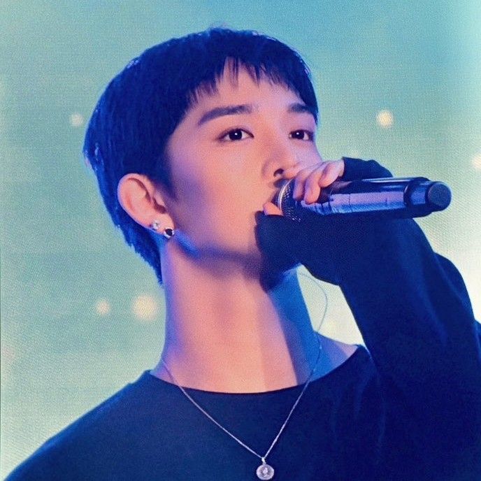 Latest photo of Bae Jinyoung