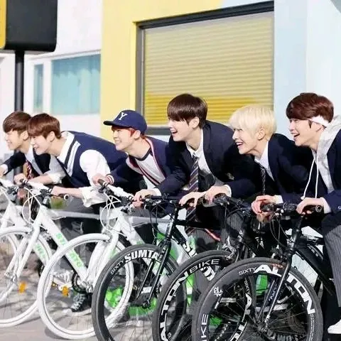 아스트로 최근 활동샷