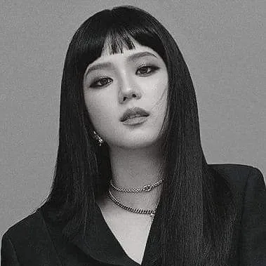 Foto aktivitas terbaru Jisoo (BLACKPINK)