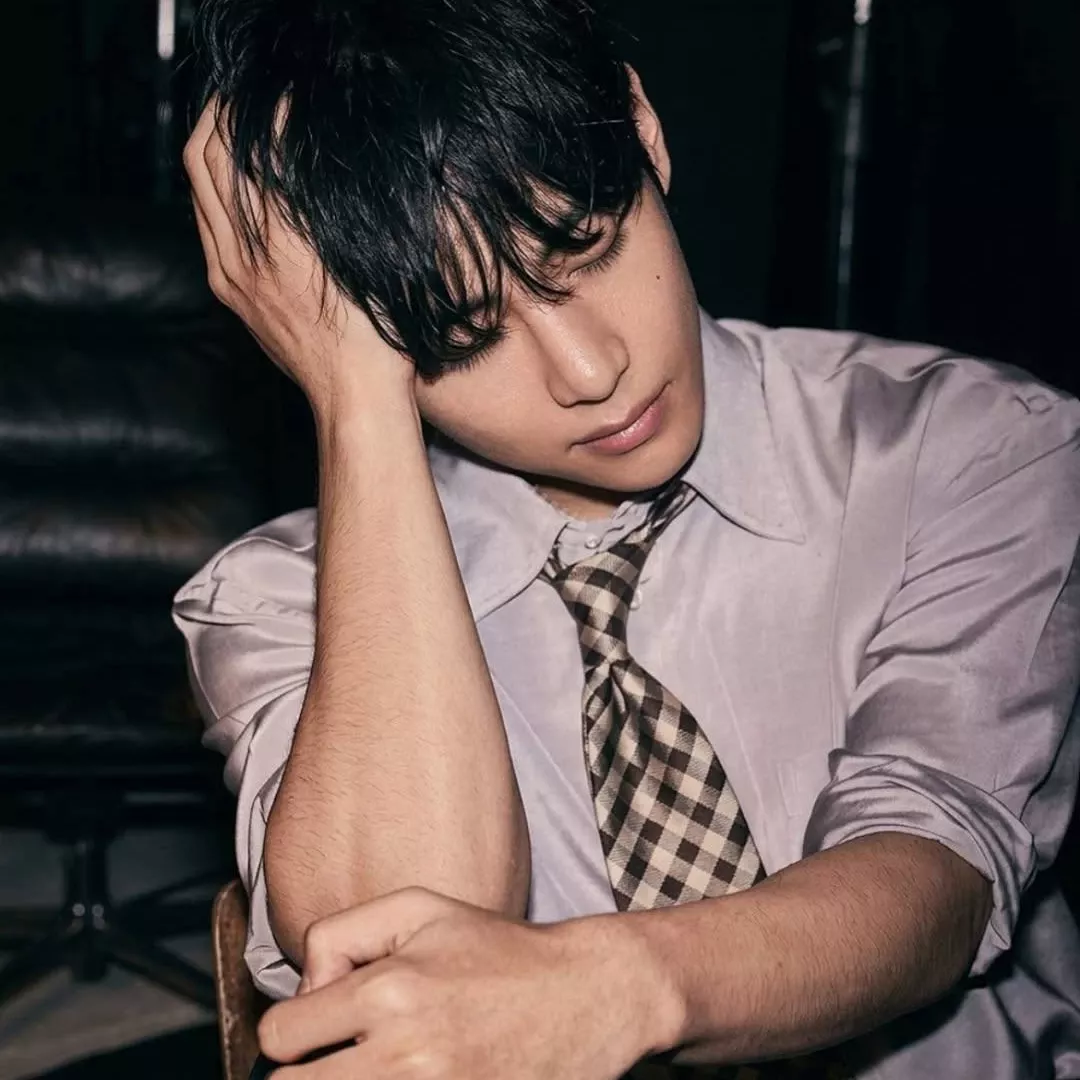 뷔 (방탄소년단) 최근 활동샷