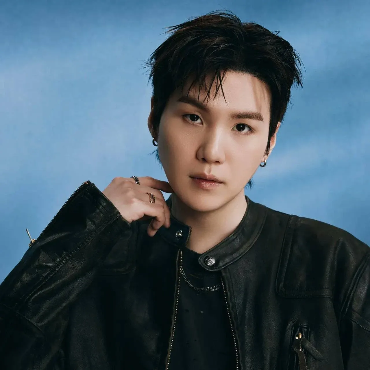 Latest photo of SUGA (BTS)