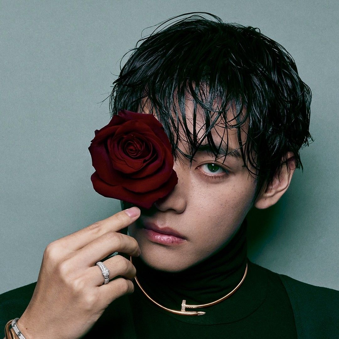 Foto terbaru V (BTS)