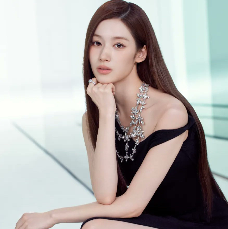 사나 (TWICE)의 비하인드 컷