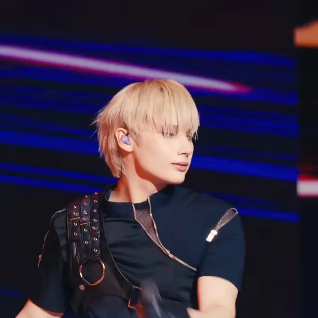 A moment captured by HueningKai (TOMORROW X TOGETHER)'s fan