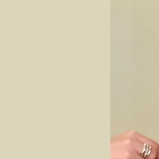 Behind-the-scenes cut of Solar (MAMAMOO)