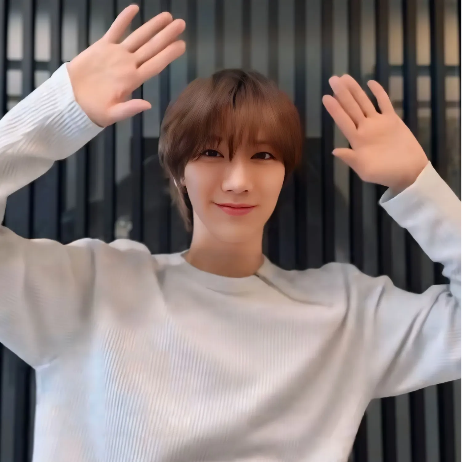 Foto terbaru TEN (WayV)