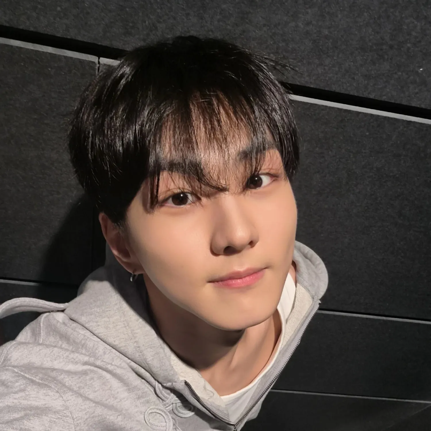 Latest photo of Jungwon (ENHYPEN)