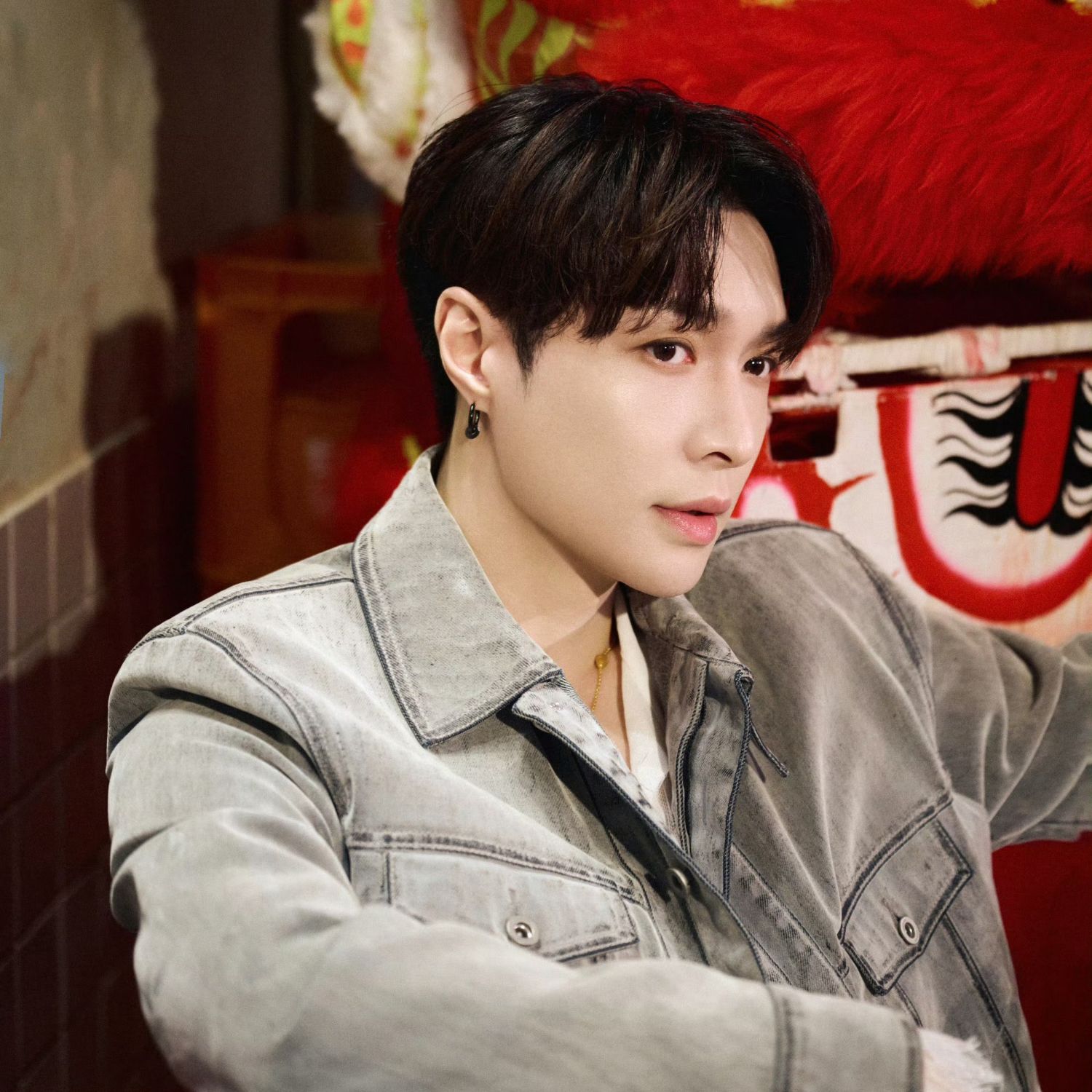 A moment captured by Lay (EXO)'s fan
