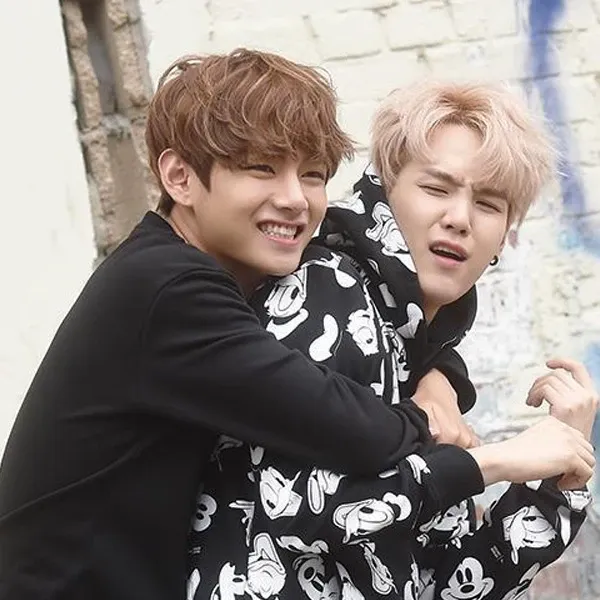 슈가 (방탄소년단) 최근 활동샷