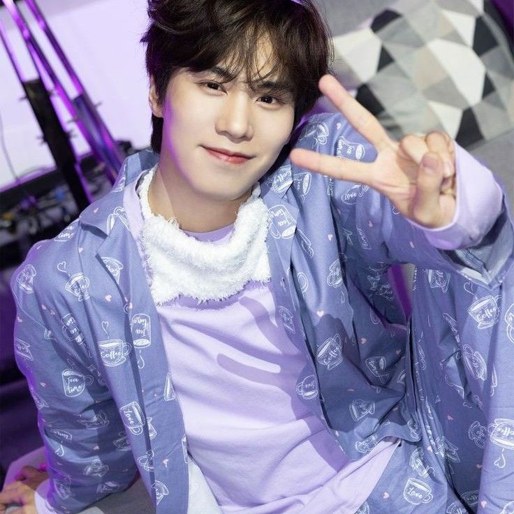 A moment captured by Rocky's fan