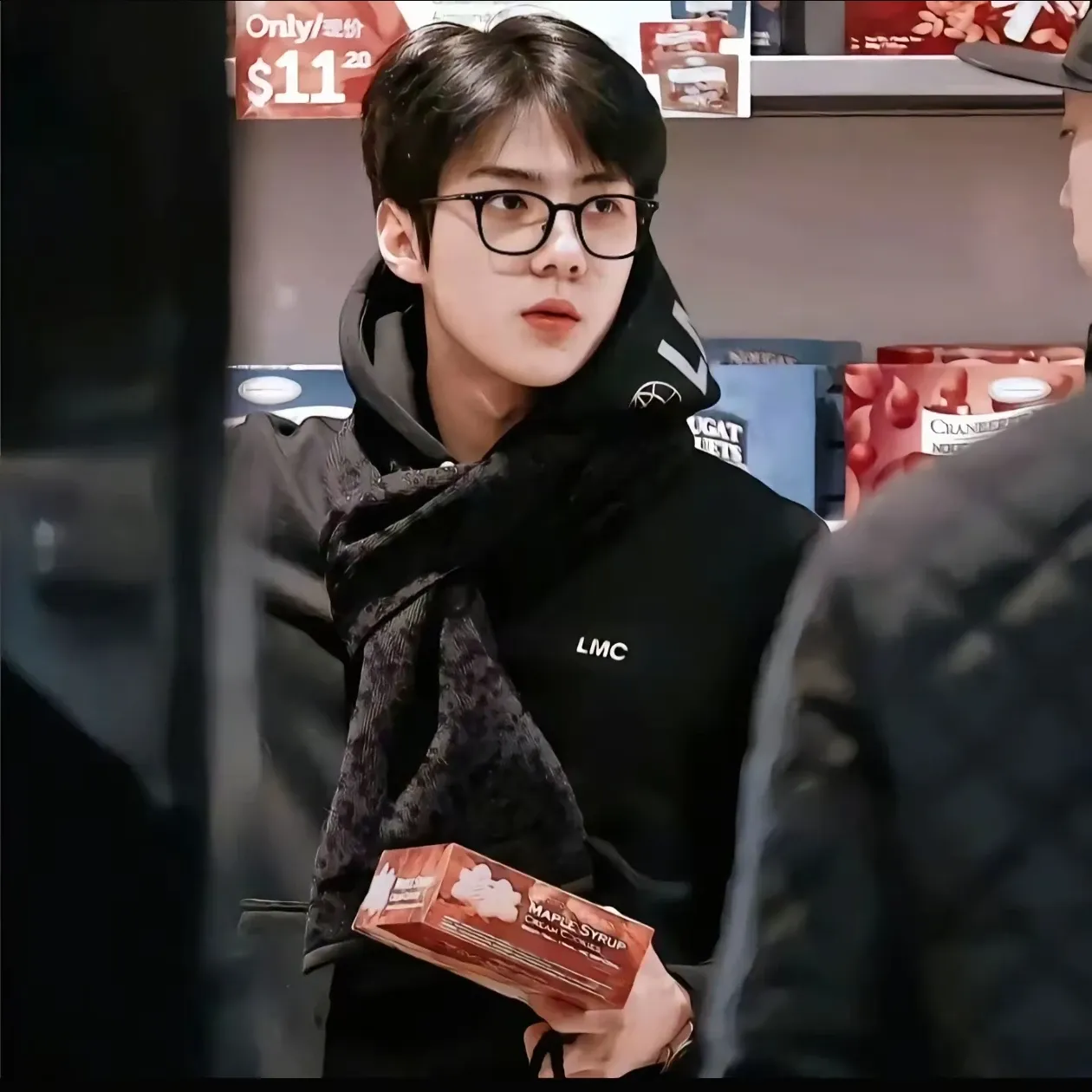 세훈 (EXO)의 비하인드 컷