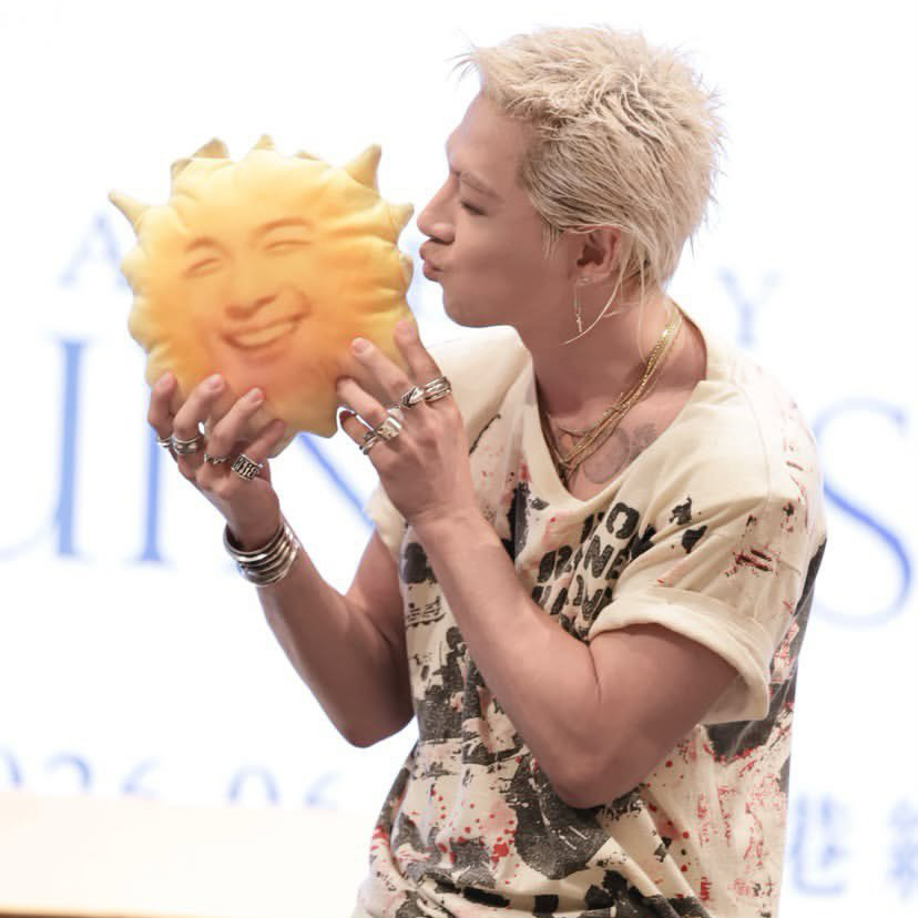 Behind-the-scenes cut of Taeyang (BIGBANG)
