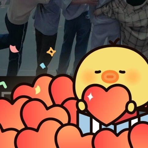 Latest photo of TWICE