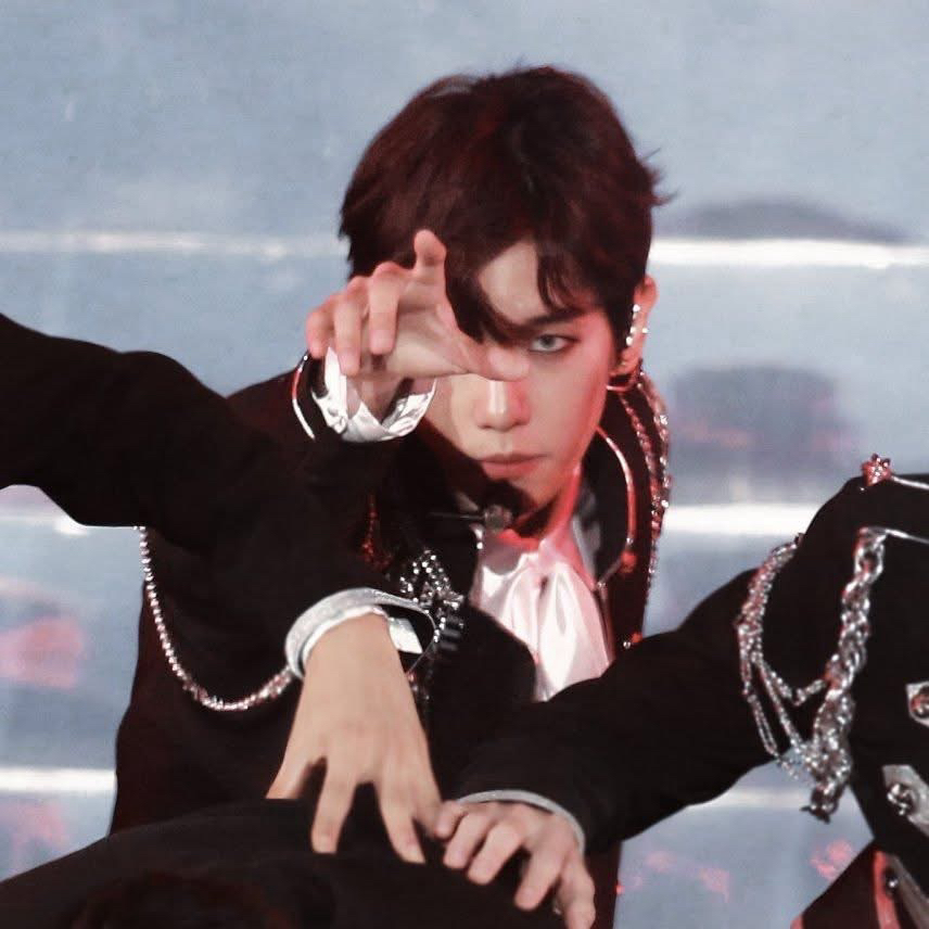 Foto terbaru Baekhyun (EXO)