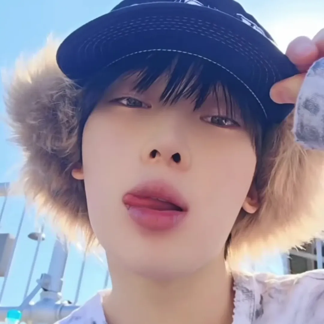 선우 (ENHYPEN) 최근 활동샷