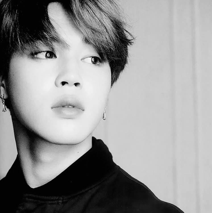 智旻 (防弹少年团)的最新活动照片
