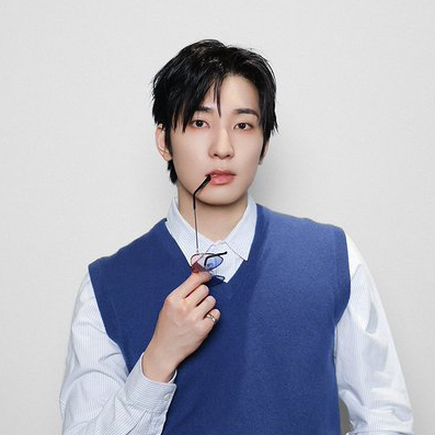 원우 (세븐틴)의 최신 사진