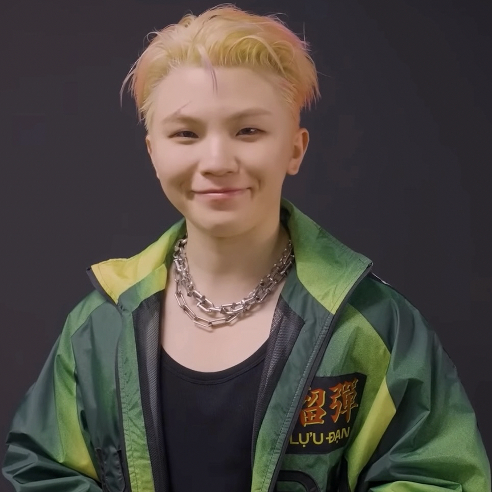 Woozi (SEVENTEEN)的最新照片