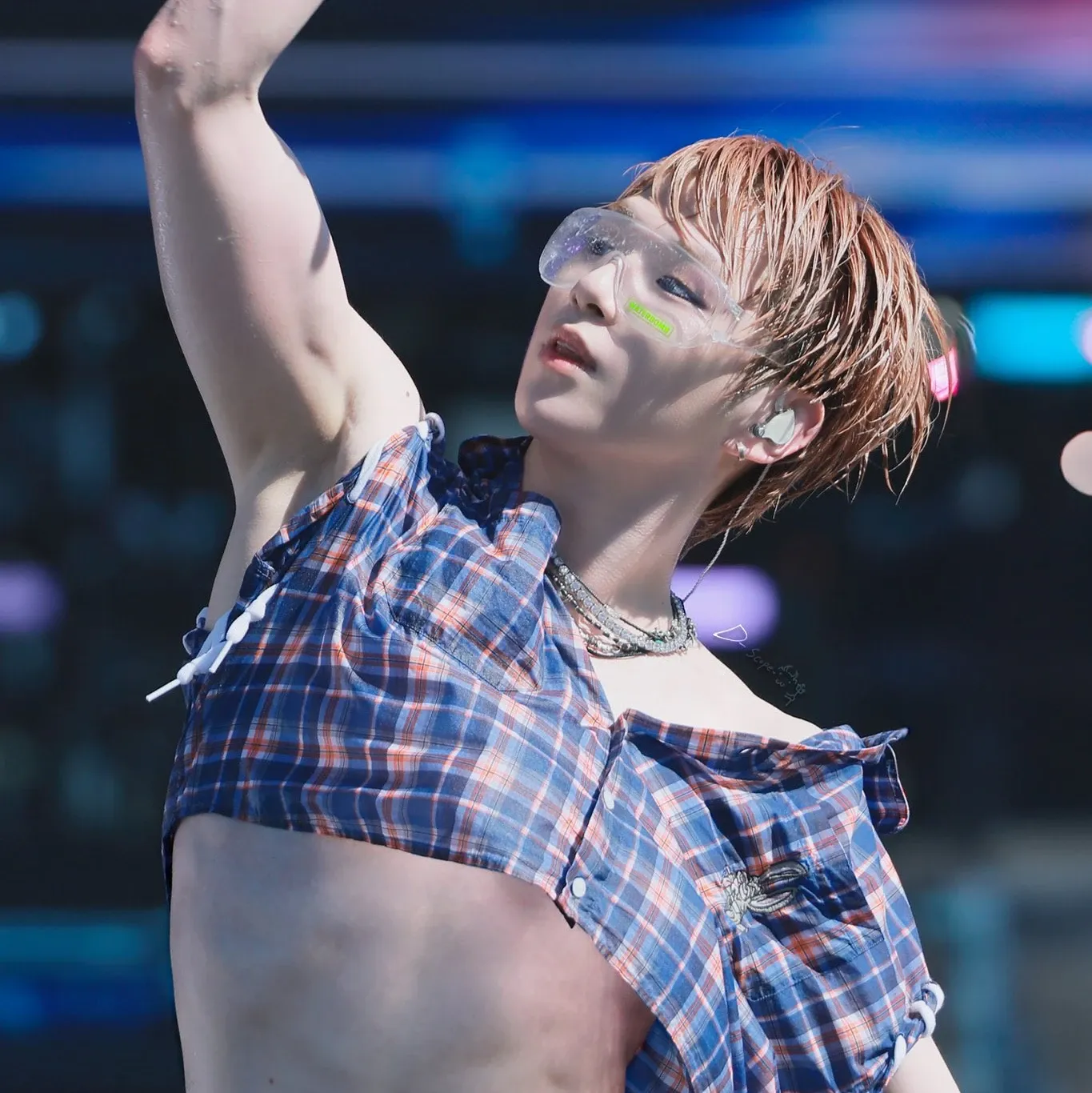 강다니엘 최근 활동샷