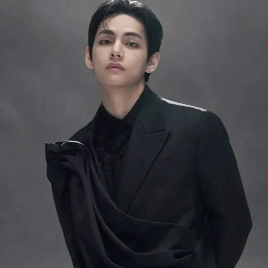 Momen yang diabadikan oleh penggemar V (BTS)