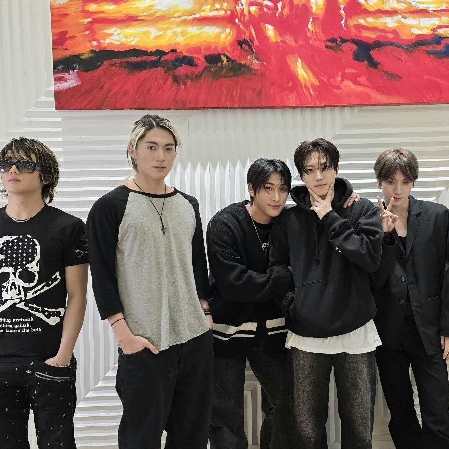 JUST Bの最新写真