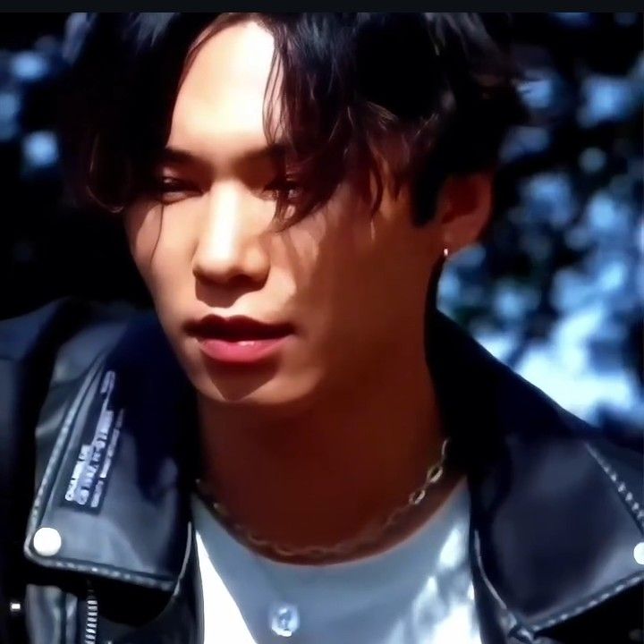 A moment captured by Rocky's fan