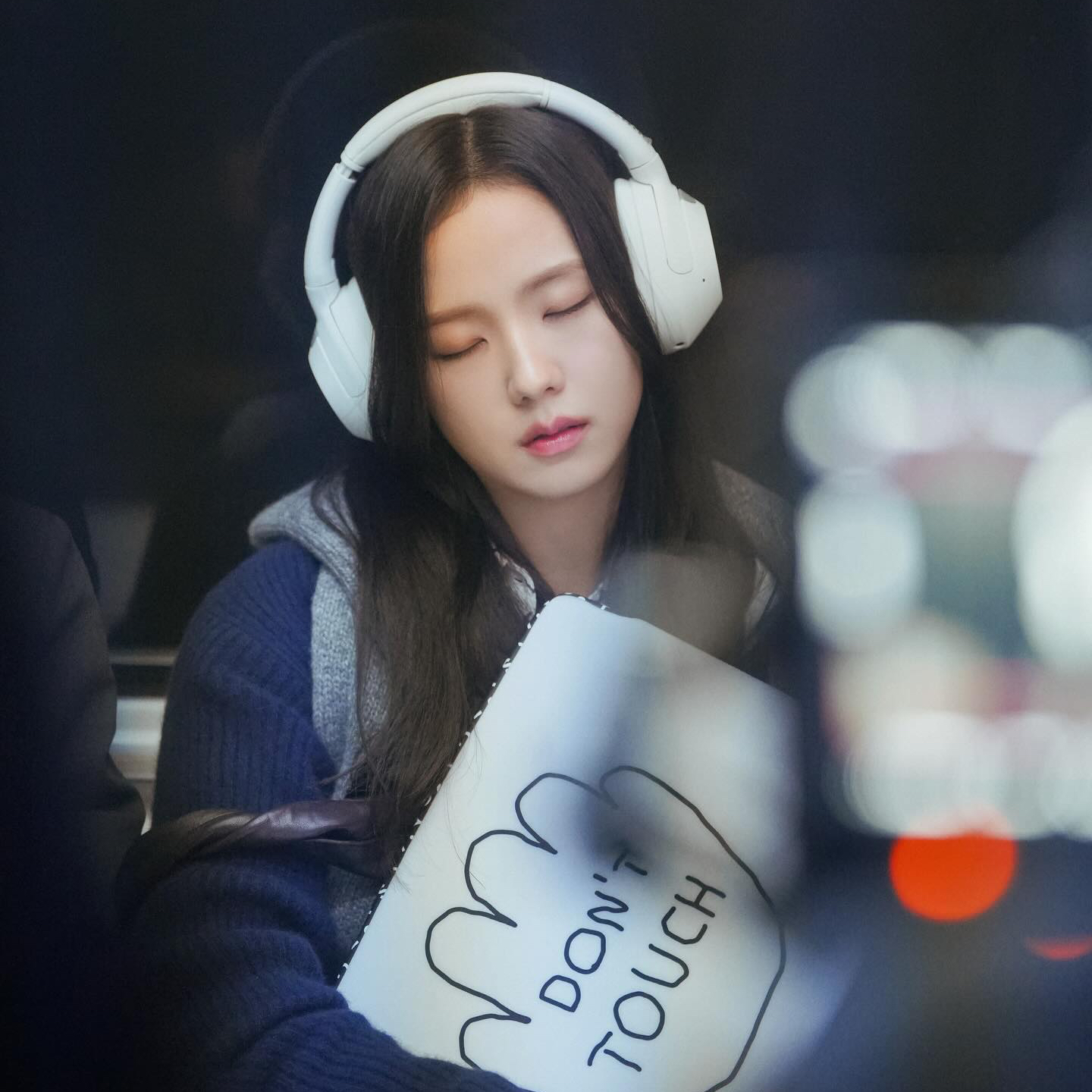 Foto aktivitas terbaru Jisoo (BLACKPINK)