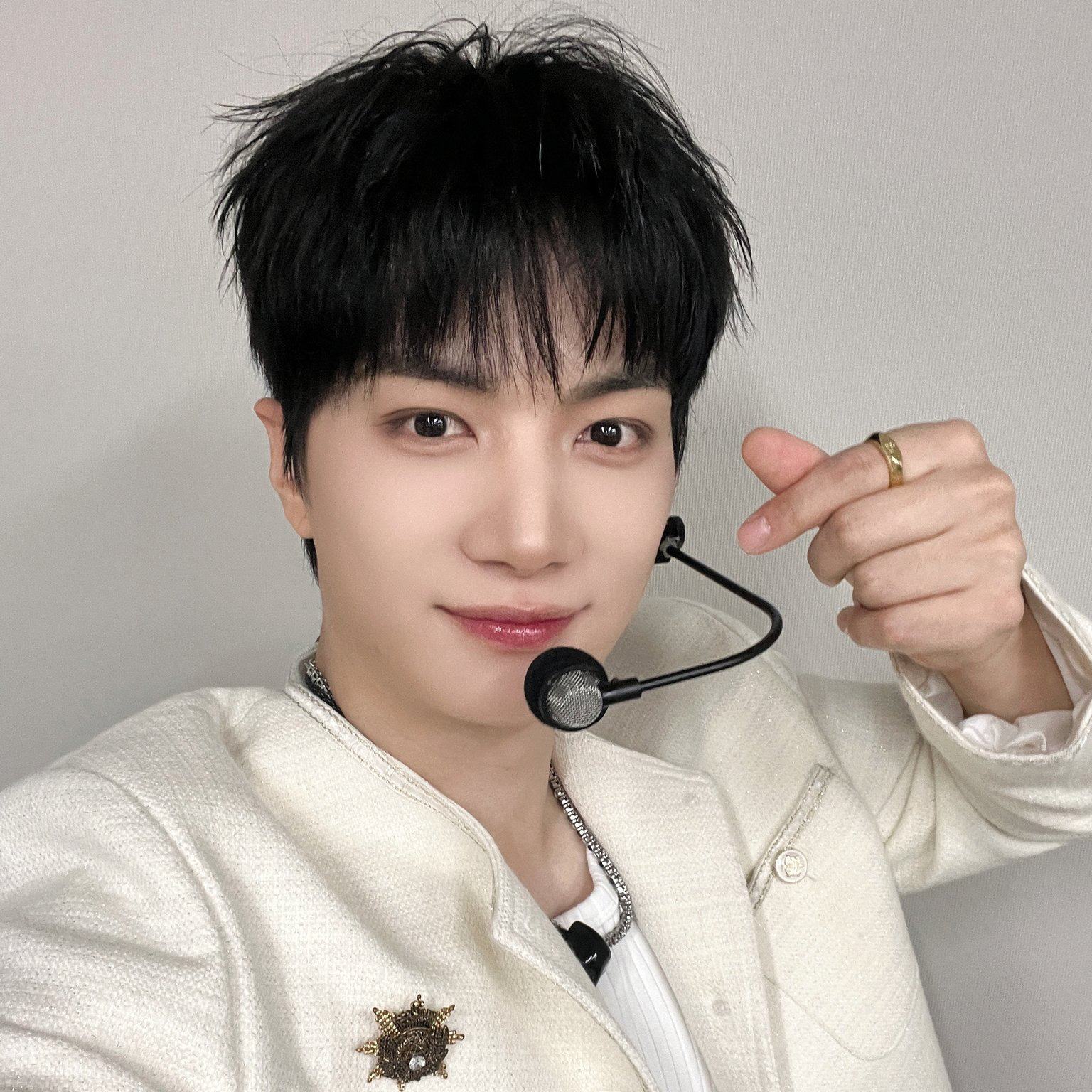 A moment captured by Kim Jonghyeon's fan