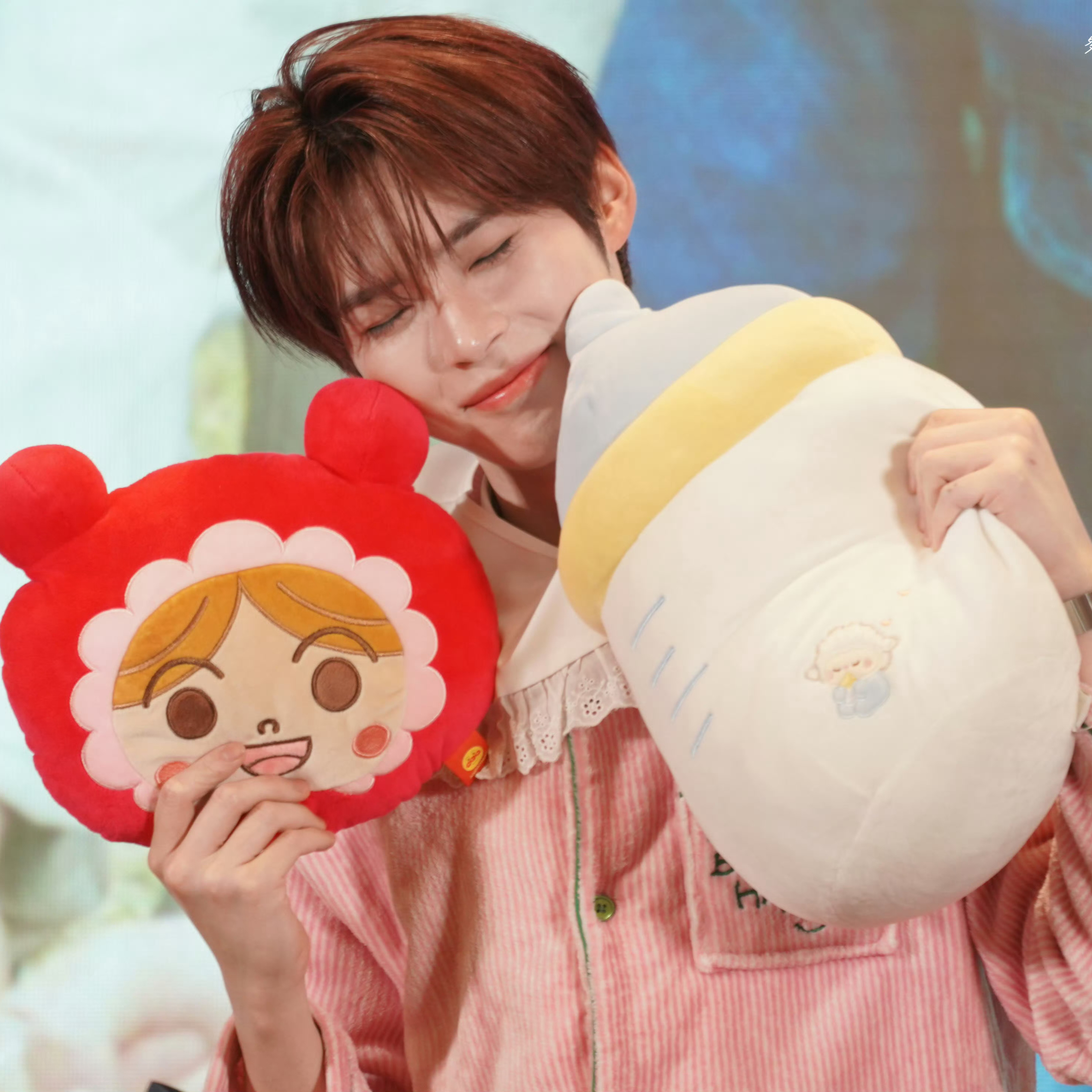 A moment captured by Sung Hanbin (ZEROBASEONE)'s fan