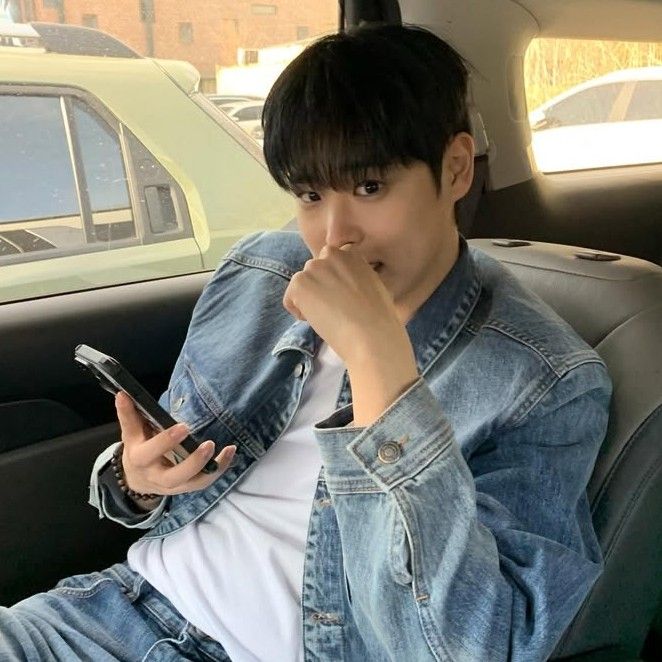 Recent activity shot of Choi Byungchan