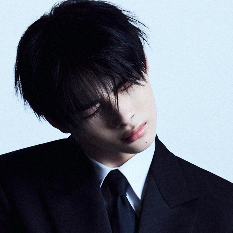 NI-KI (ENHYPEN)的最新照片