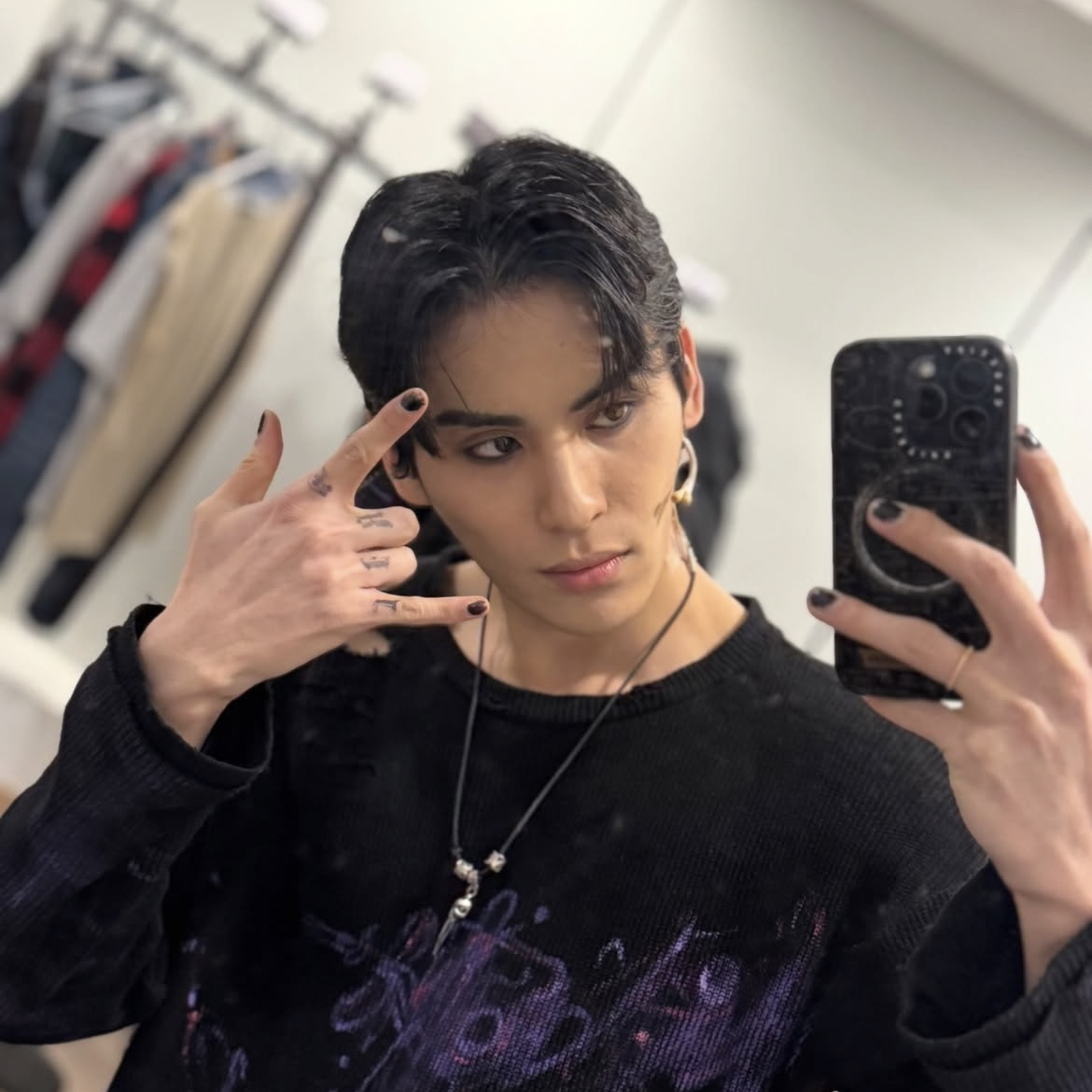Recent activity shot of Taeyang (SF9)