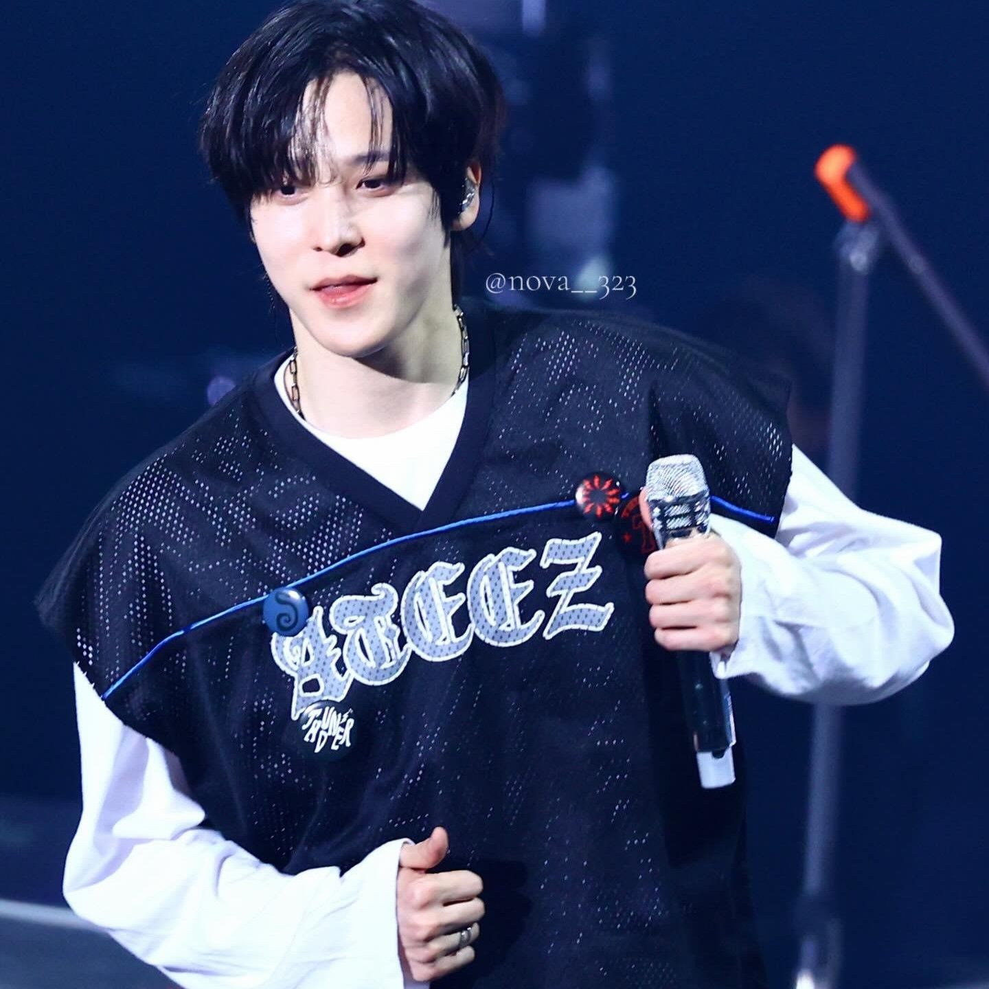 에이티즈의 최신 사진