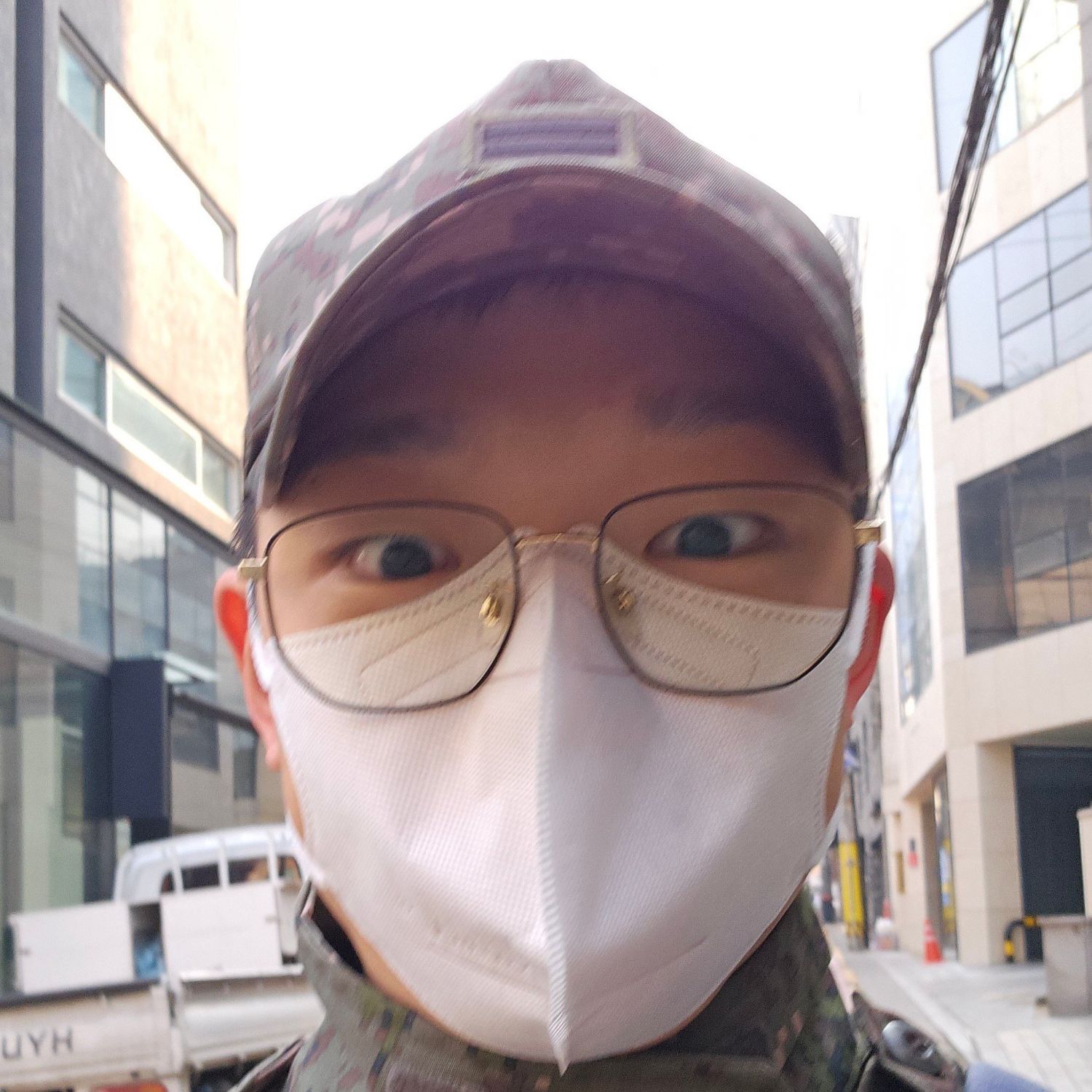 Latest photo of BOBBY (iKON)