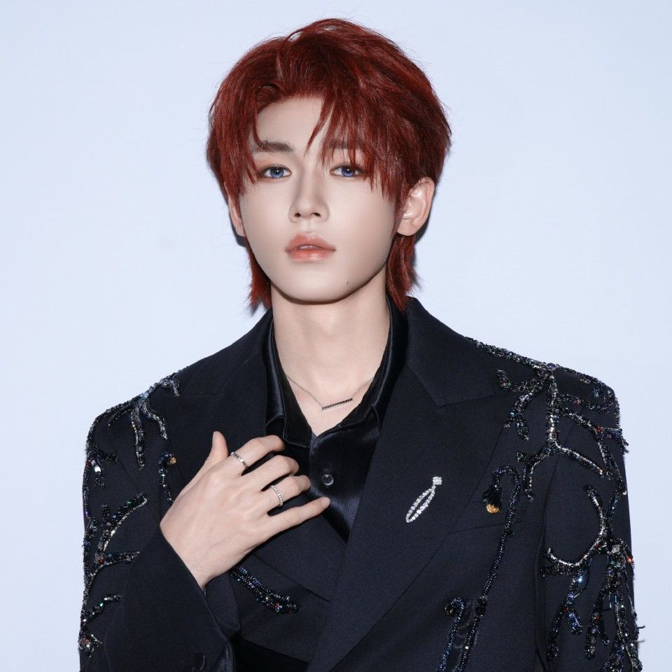 Behind-the-scenes cut of Song Yaxuan