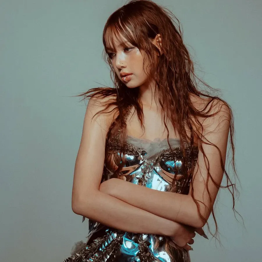 Latest photo of Lisa (BLACKPINK)